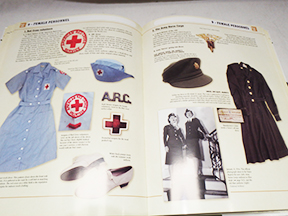 GI Collector Guide US Army European Theatre Of Operations Collector's Guide  By Henri-Paul Enjames Book