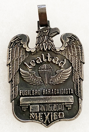 1960's Mexican Army Airborne Lealtad Fusilero Paracaidista Heavy Silver Pendant