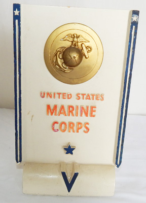 WWII US Marine Corps Two Piece Chalkware V For Victory Table Topper