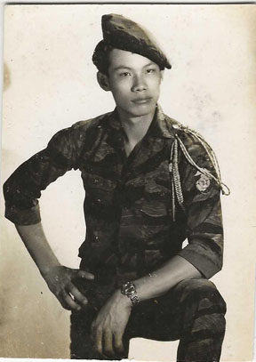 ARVN / South Vietnamese Marine Corps Wearing Tiger Stripe Uniform Photo