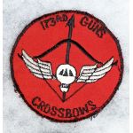 ​Vietnam 173rd Assault Helicopter Squadron GUNS CROSSBOW Pocket Patch
