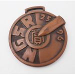 ​Pre WWII Japanese School Shooting Association 1932 Fob